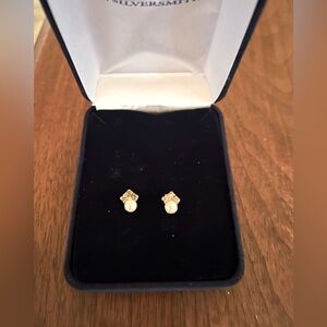 Small pearl and rhinestone earrings
